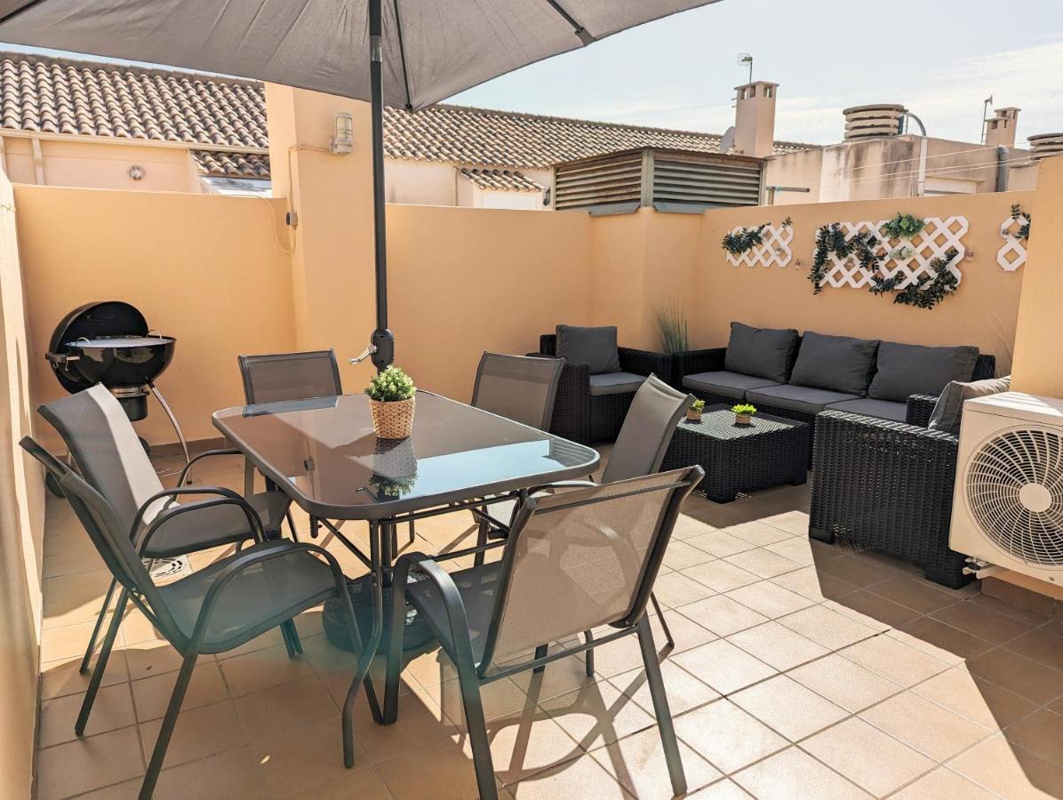 Apartamento Las Palmeras - Con Terraza, Barbacoa, Aire Acondicionado Y A 250M De La Playa! ロス・アルカサレス エクステリア 写真